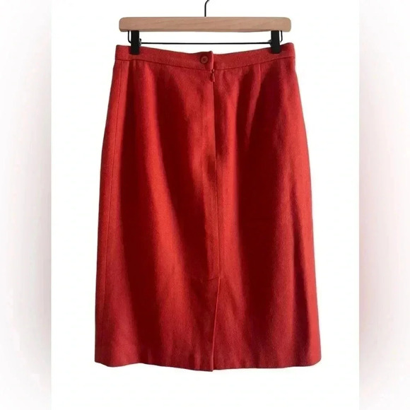 Wool Skirt- made in the Dominican Republic. Size 10 - Picture 2 of 11